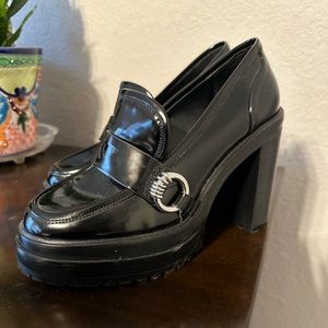 Gianni Bini platform loafers